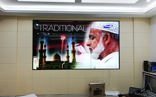 55寸3.5拼縫液晶拼接屏尺寸是多少，55寸3.5mm液晶拼接屏長寬尺寸