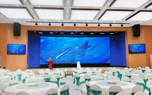 LED小間距顯示屏的優勢有哪些?